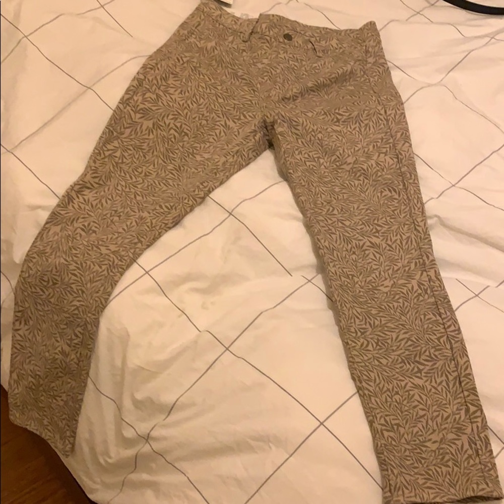 UNIQLO Plant Print Leggings